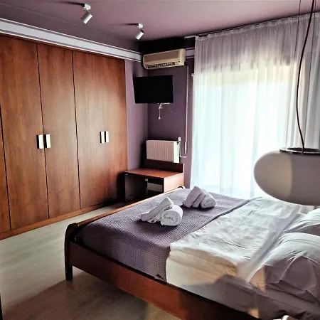 13 - Your Perfect In Apartment *